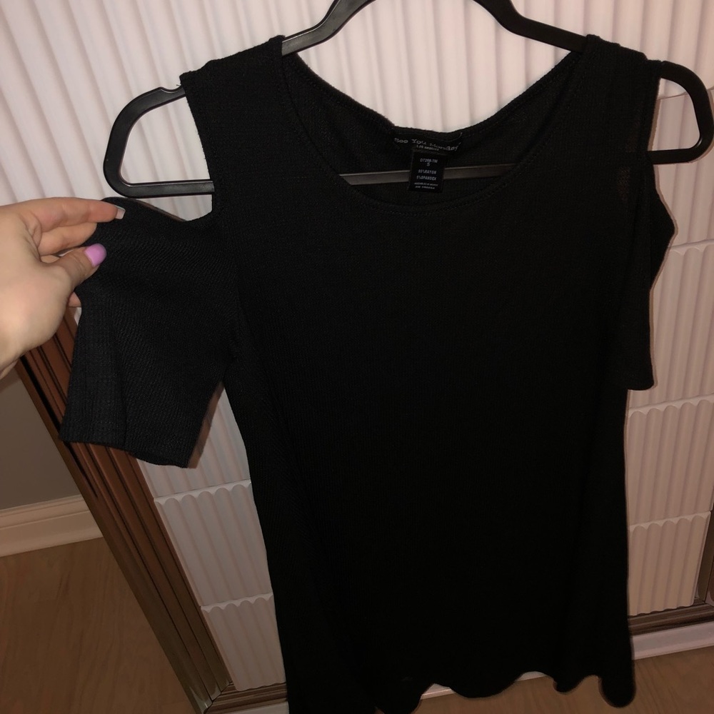 Off the shoulder short sleeve dress